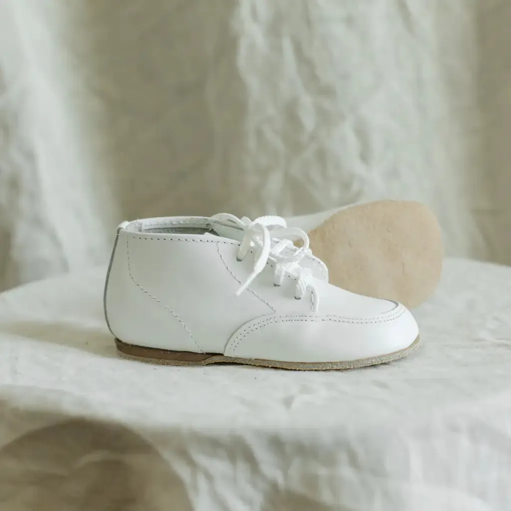 Finley Oxford | White