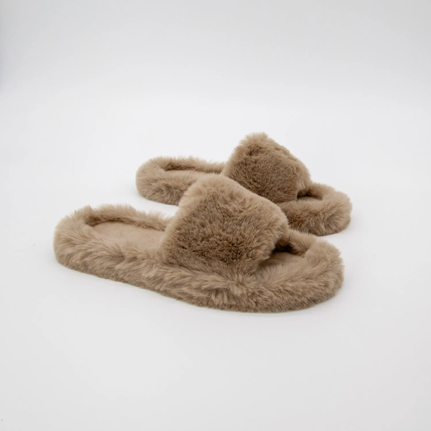 Fluffy Slippers in Khaki